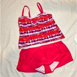 Bathing Suit size 3X .. brand unknown , like new, tie dyed